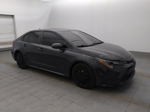 Used 2024 Toyota Corolla LE FWD image 11