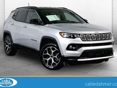 Used 2025 Jeep Compass Limited AWD/4WD image 1
