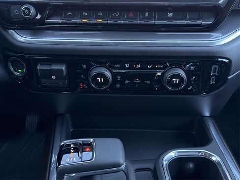 New 2026 Chevrolet Silverado 1500 High Country w/ High Country Premium Package image 15