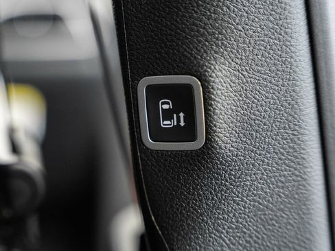 New 2026 Chrysler Pacifica Limited image 37