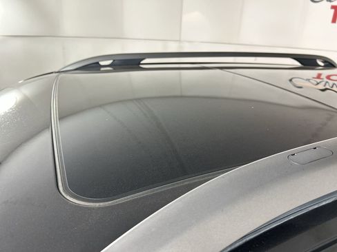 Used 2016 Jeep Cherokee Trailhawk w/ Comfort/Convenience Group AWD/4WD image 10