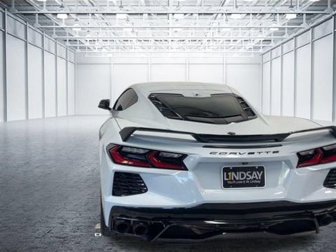 Used 2023 Chevrolet Corvette Stingray Premium Cpe w/ Z51 Performance Package RWD image 8