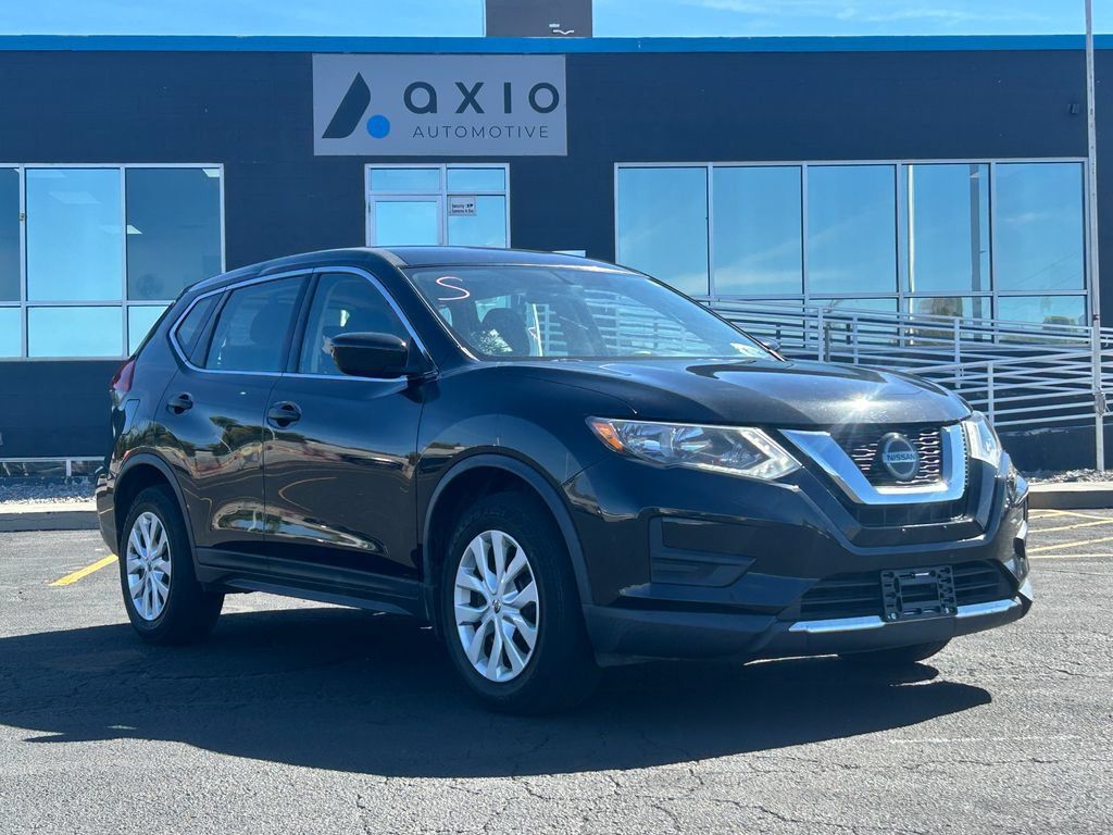 Used 2018 Nissan Rogue S FWD image 1