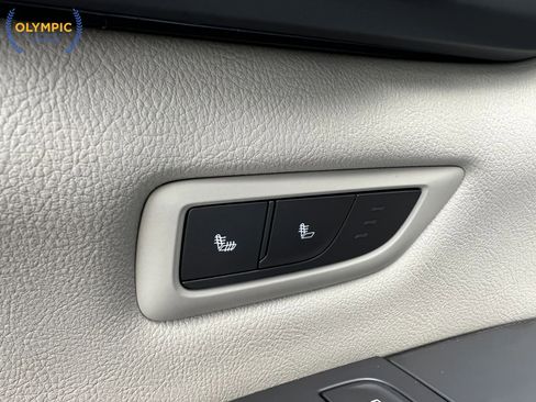 Used 2016 Cadillac CT6 Luxury image 34