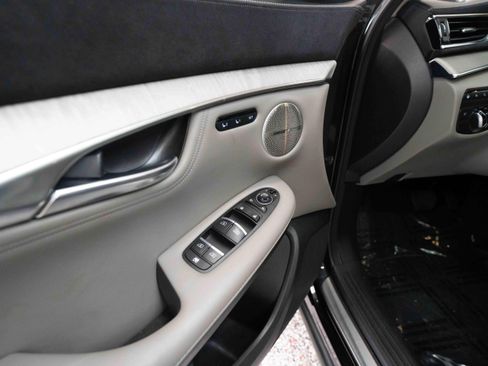 Used 2023 INFINITI QX50 Sensory w/ Cargo Package AWD/4WD image 7