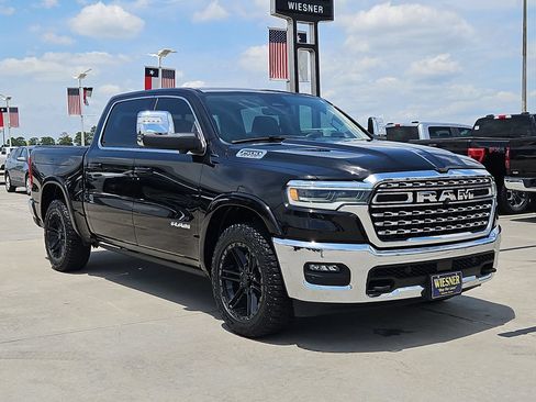 Used 2025 RAM 1500 Limited w/ Trailer Tow Group AWD/4WD image 3