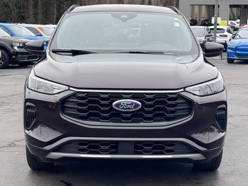 Used 2019 Ford Escape SE image 4