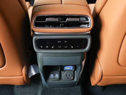 New 2026 Genesis GV80 2.5T Prestige AWD/4WD image 12