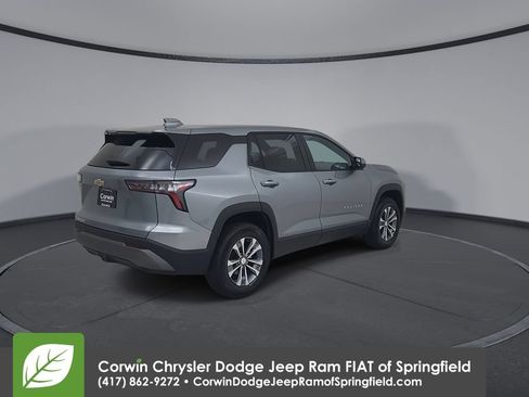 Used 2026 Chevrolet Equinox LT AWD/4WD image 15