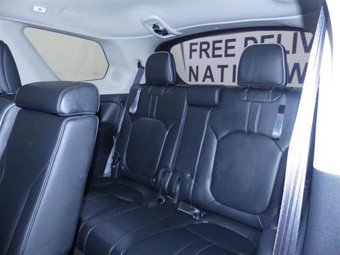 Used 2025 Honda Pilot Elite image 23