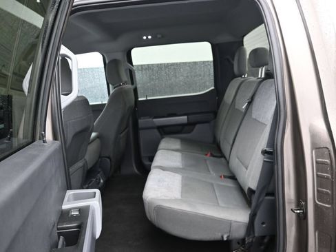 Used 2023 Ford F150 XLT RWD image 12
