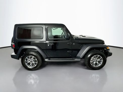 Used 2024 Jeep Wrangler Sport AWD/4WD image 8