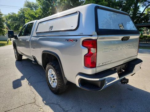 Used 2023 Chevrolet Silverado 2500 LT w/ Convenience Package AWD/4WD image 10