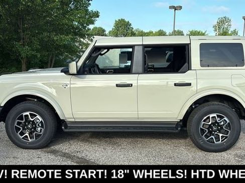 New 2026 Ford Bronco Outer Banks AWD/4WD image 4
