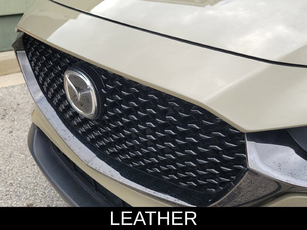 Used 2025 MAZDA CX-30 Carbon AWD/4WD image 5