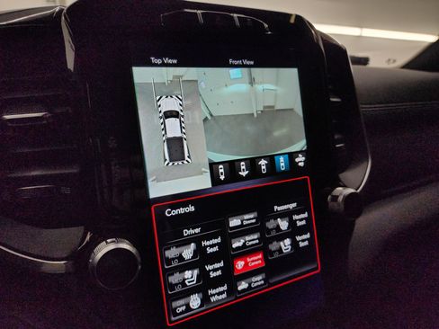 Used 2021 RAM 3500 Laramie w/ Night Edition image 19