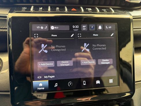 Used 2021 Jeep Grand Cherokee L Laredo w/ Luxury Tech Group I RWD image 45