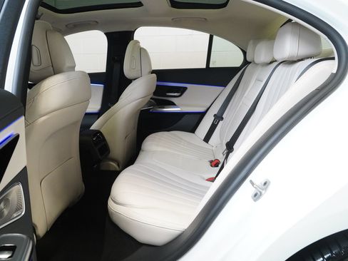 Certified 2024 Mercedes-Benz E 350 4MATIC Sedan image 13