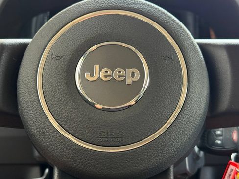 Used 2014 Jeep Patriot Sport w/ Power Value Group FWD image 17