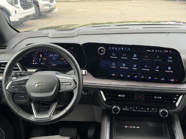 Used 2025 Chevrolet Tahoe Z71 AWD/4WD image 27