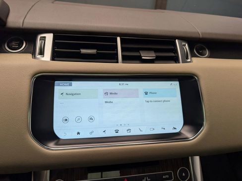 Used 2017 Land Rover Range Rover Sport HSE image 9