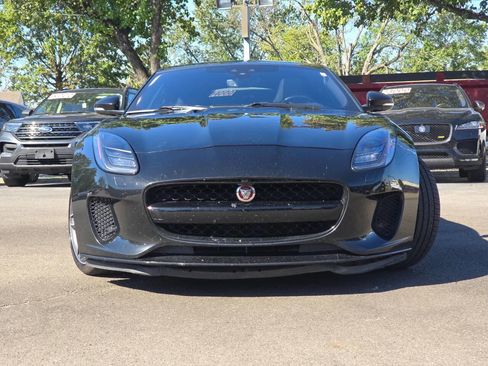 Used 2019 Jaguar F-TYPE Coupe image 11