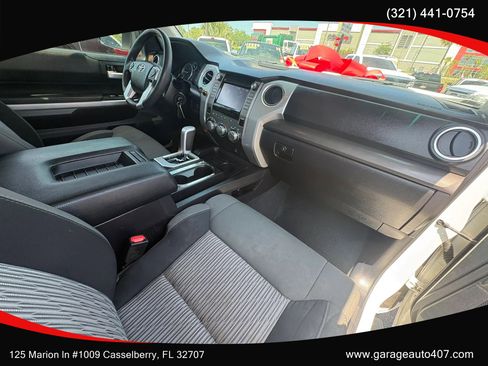 Used 2015 Toyota Tundra SR5 w/ SR5 Upgrade Package RWD image 45