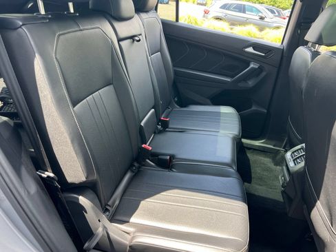 Certified 2024 Volkswagen Tiguan SE R-Line FWD image 32
