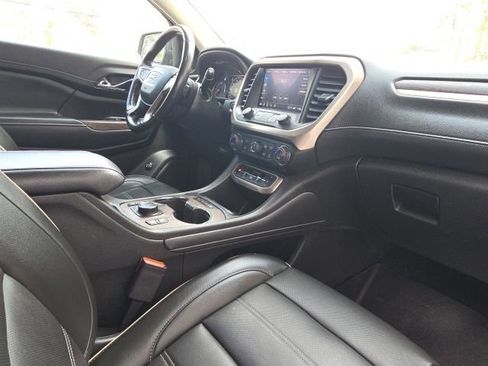 Used 2021 GMC Acadia Denali w/ Denali Technology Package image 24