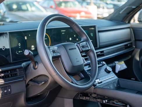 Certified 2025 Hyundai Santa Fe Calligraphy w/ Tow & Go Package image 30