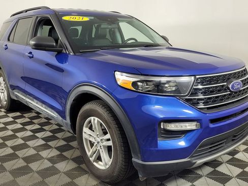 Used 2021 Ford Explorer XLT w/ Equipment Group 202A image 1
