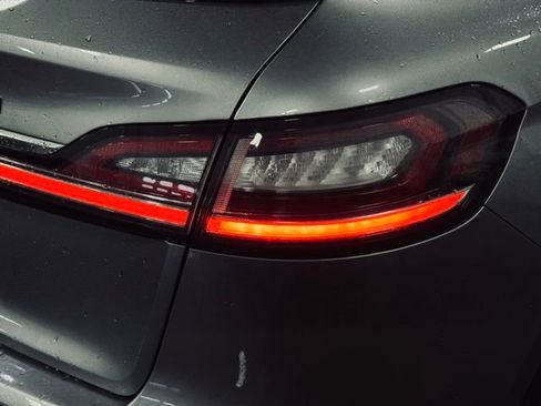 Used 2023 Lincoln Nautilus Reserve w/ Luxury Package image 7