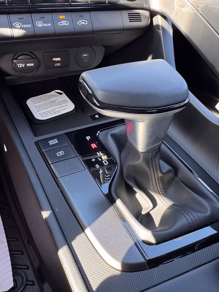 Used 2026 Hyundai Elantra Sport FWD image 21