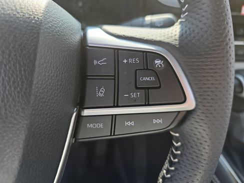 Certified 2025 Toyota Sienna XSE AWD/4WD image 23