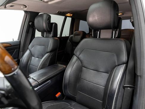 Used 2014 Mercedes-Benz GL 550 4MATIC image 34