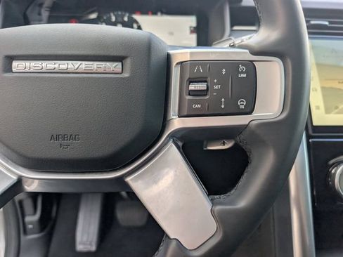 Used 2024 Land Rover Discovery S AWD/4WD image 14