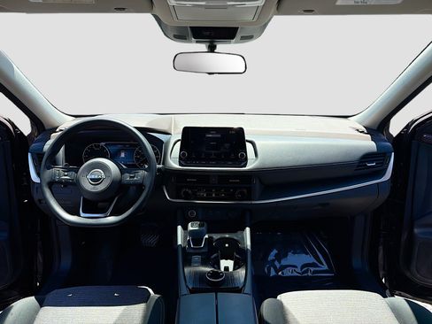Used 2022 Nissan Rogue S AWD/4WD image 3