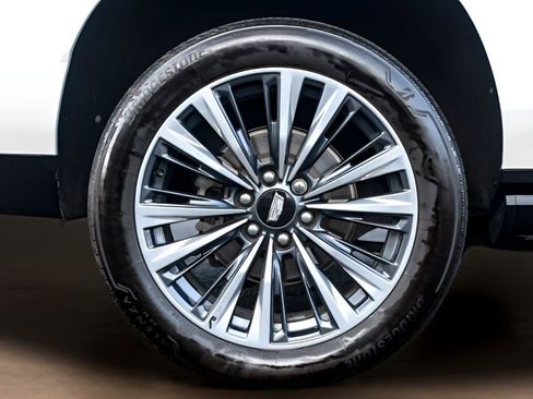Used 2023 Cadillac Escalade ESV Sport w/ Touring Package AWD/4WD image 35