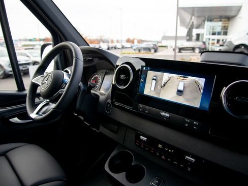 New 2025 Mercedes-Benz Sprinter 2500 image 16