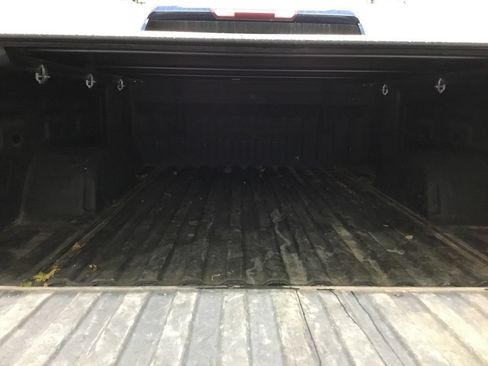 Used 2019 GMC Sierra 1500 4x4 Crew Cab w/ Convenience Package image 15