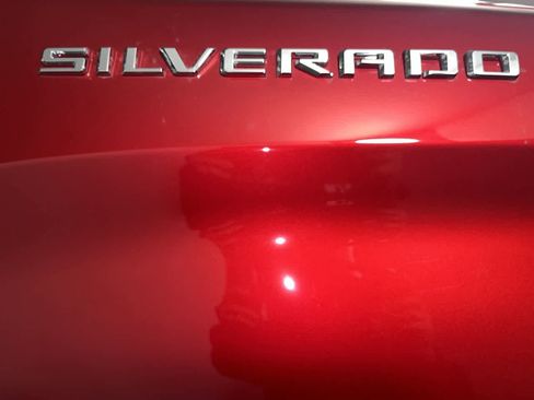 Used 2025 Chevrolet Silverado 1500 RST AWD/4WD image 11