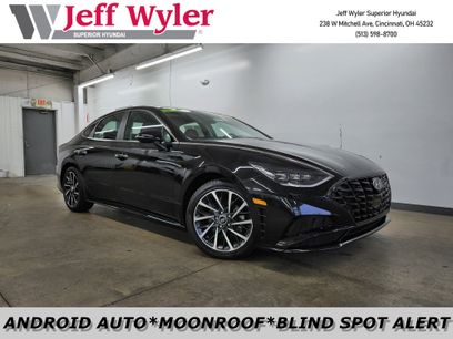 Used 2022 Hyundai Sonata Limited w/ Preferred Accessory Package