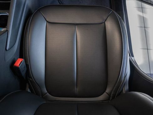 New 2025 Jeep Grand Cherokee Limited image 31