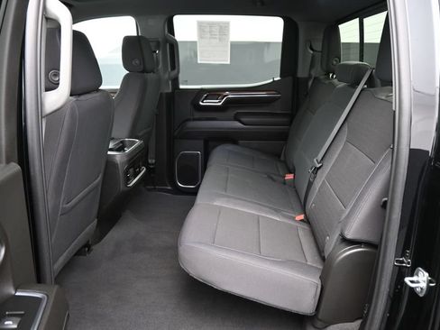 Used 2024 Chevrolet Silverado 1500 RST AWD/4WD image 16