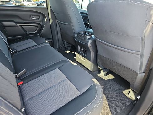 Used 2024 Nissan Titan SV image 11