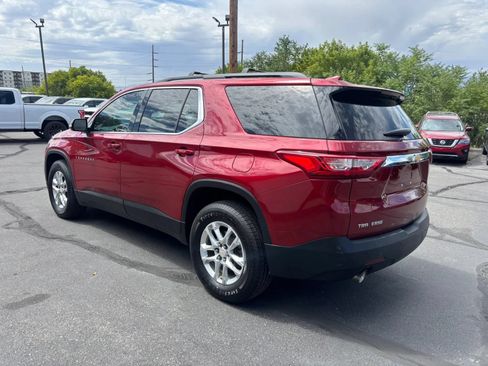 Used 2019 Chevrolet Traverse LT FWD image 5