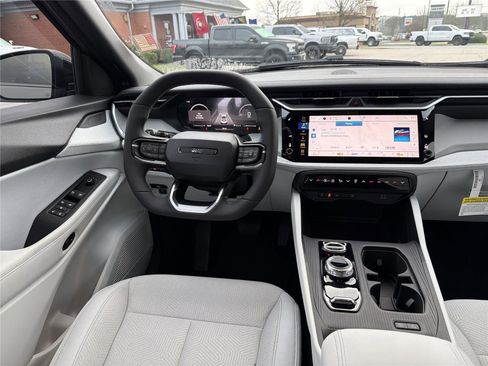 New 2026 Jeep Cherokee Laredo image 19