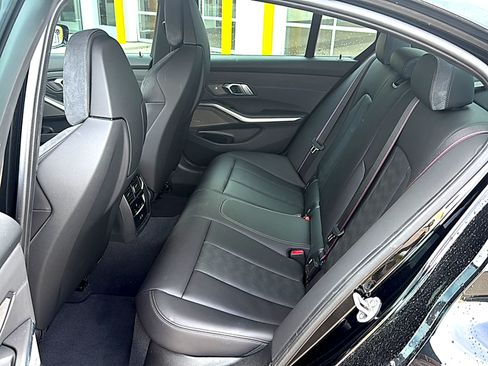 Used 2025 BMW M3 Competition AWD/4WD image 8
