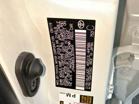 Used 2020 Toyota Corolla XSE image 34