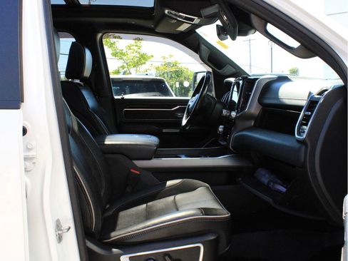 Used 2021 RAM 1500 Laramie w/ Sport Appearance Package AWD/4WD image 25